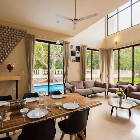 Stayvista'S Greenwoods Villa 10 - City-Center Villa With Private Pool, Terrace, Lift & Carrom Board Lonavla Exterior foto